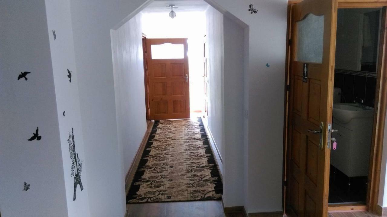 Vila Annemaryy Arbore Exteriör bild